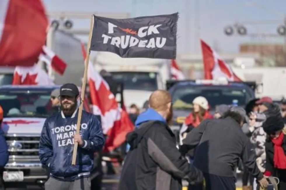 Trudeau arremete contra protestas en Canadá que son emuladas en otros lugares