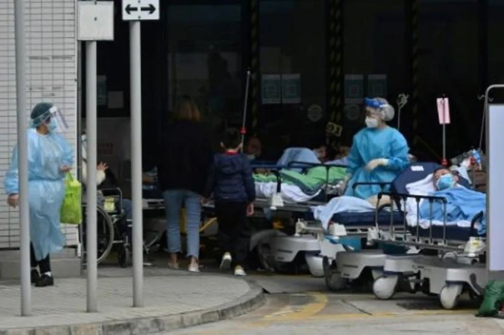 Hong Kong realizará pruebas de covid-19 a todos sus habitantes y aplaza elección de dirigente