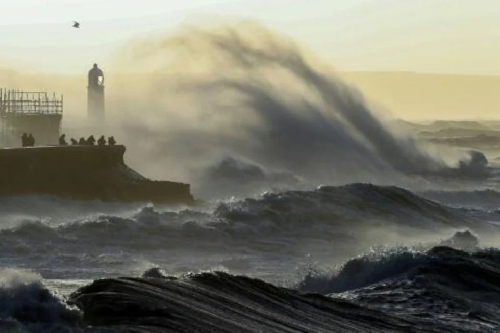 La tormenta Eunice devasta el norte de Europa y deja al menos 13 muertos