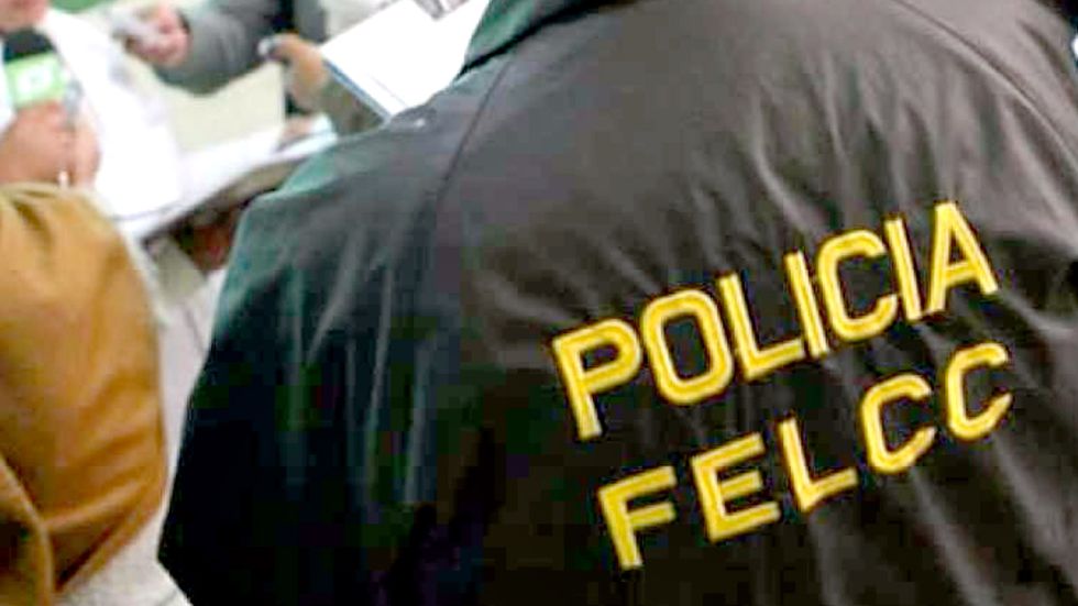 La Paz: Aprehenden a tres adolescentes por intento de robo de un vehículo 