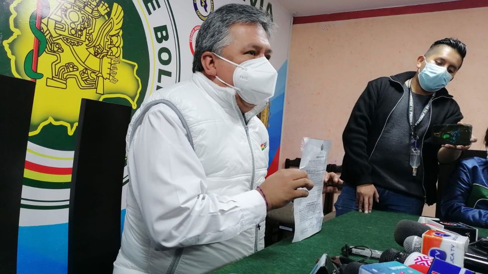 Larrea anuncia que habrá otro ‘repliegue’ de médicos por 48 horas
