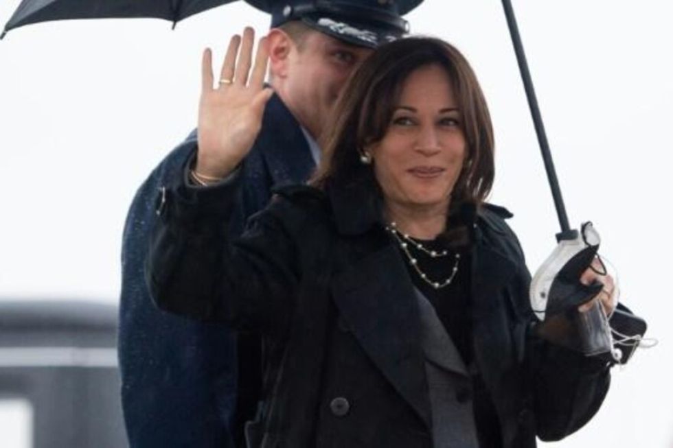 La vicepresidenta de EEUU viaja a Polonia en plena polémica sobre los aviones de combate para Ucrania