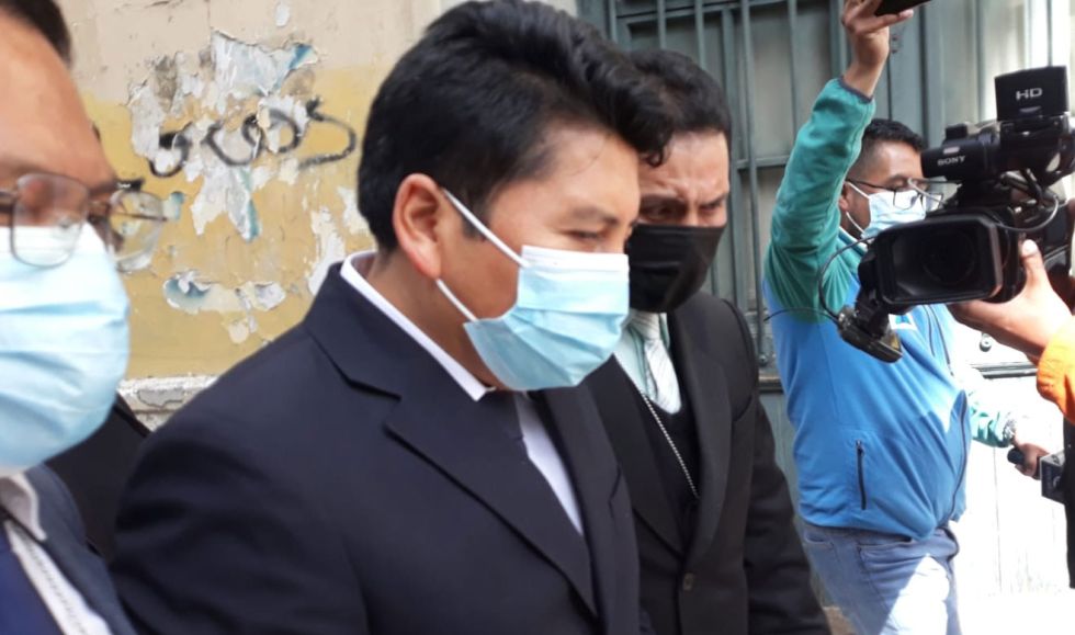 Envían a la cárcel de San Pedro a juez que liberó a una persona sentenciada por asesinato