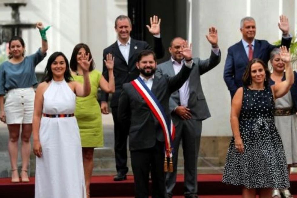 Boric comienza su gobierno en Chile junto a pueblos originarios