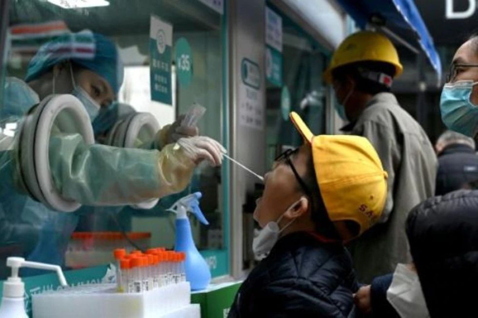 ¿Podrá China mantener su estrategia "cero covid" ante aumento de contagios?