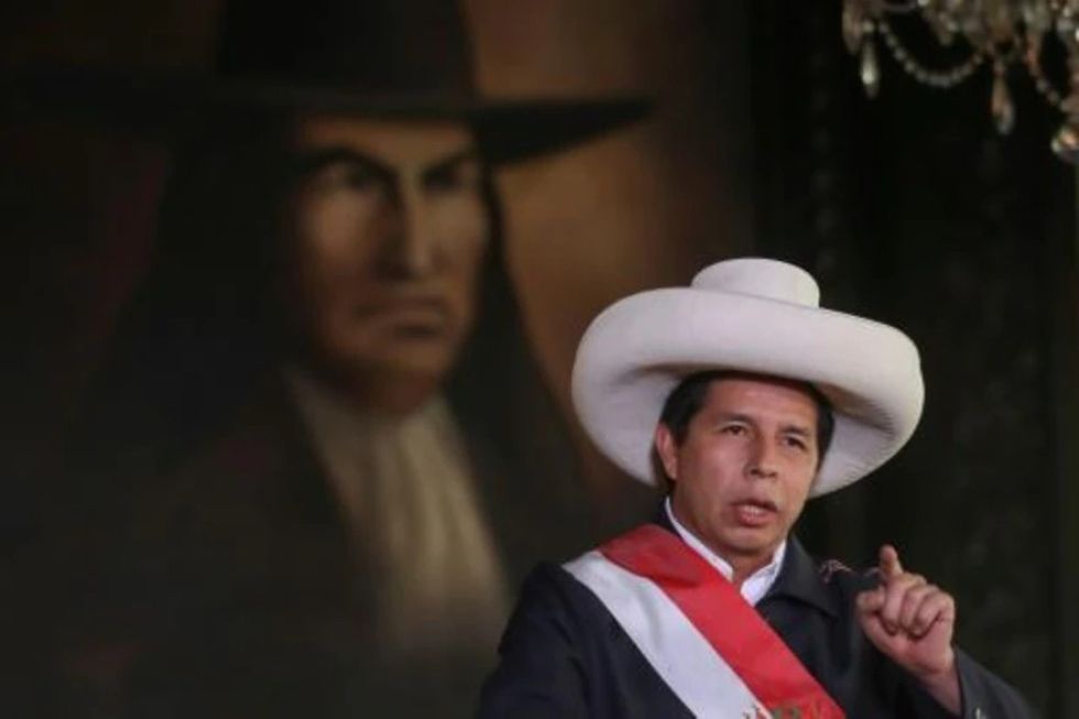 Congreso de Perú decide si abre proceso de destitución a Castillo
