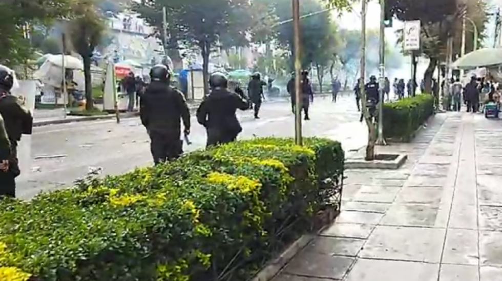 Dirigente de maestros anticipa rechazo de las bases a propuesta de ítems del Gobierno