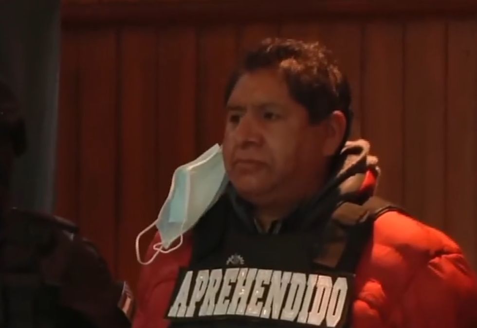 Dan detención domiciliaria para juez de El Alto implicado en liberación de un acusado de feminicidio