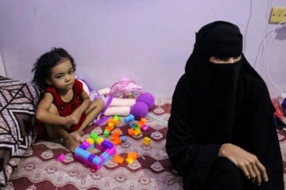 Devastados por la guerra, los hospitales de Yemen carecen de todo