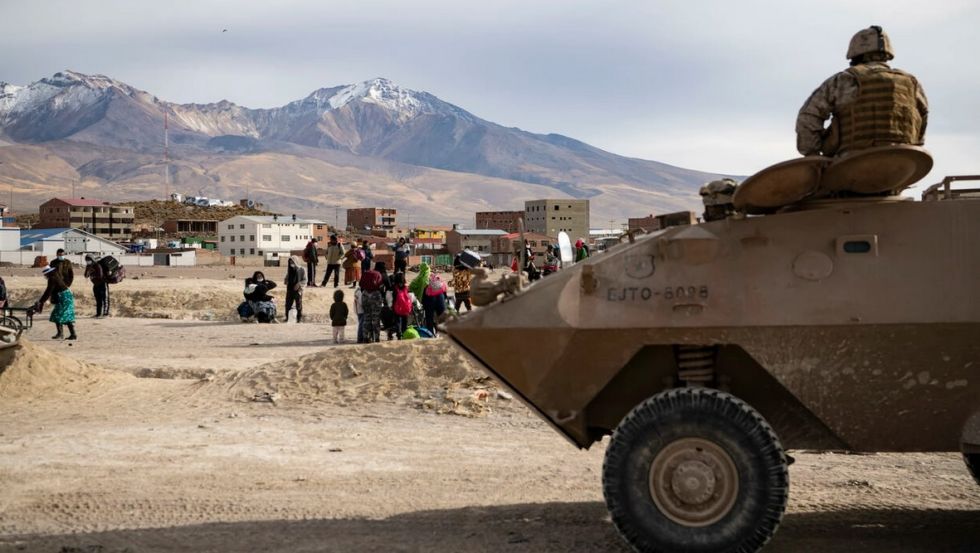 Chile extiende militarización en zona norte por flujo irregular de migrantes