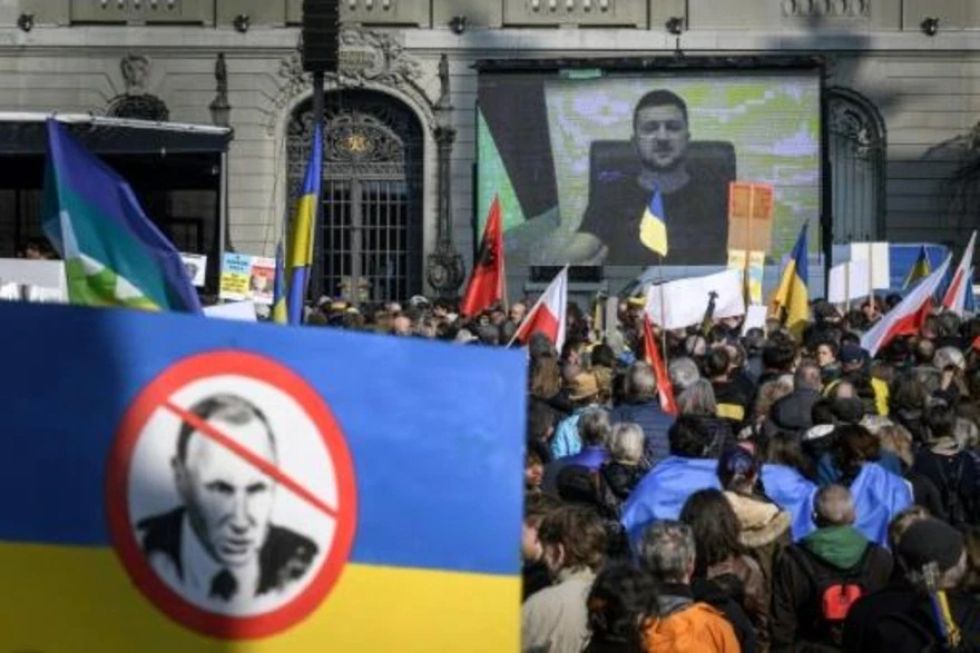 "Sin negociaciones no podremos terminar con la guerra", dice Zelenski a la CNN