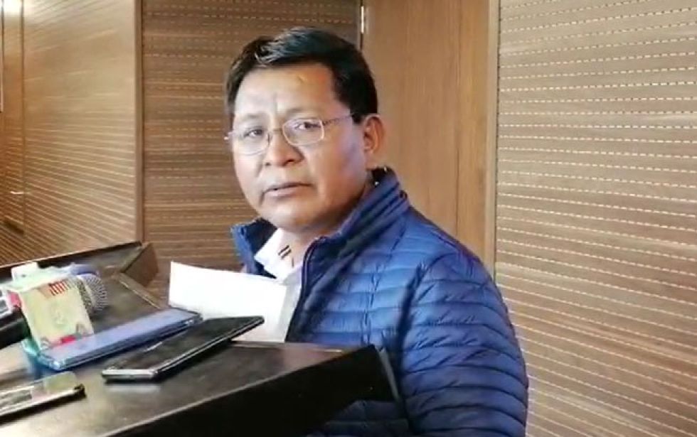 Diputado Condori espera que se haga realidad la legalización de autos indocumentados