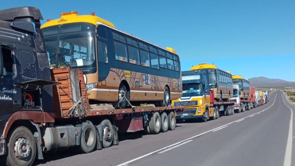 Alcaldía alista compra de 66 buses PumaKatari para La Paz