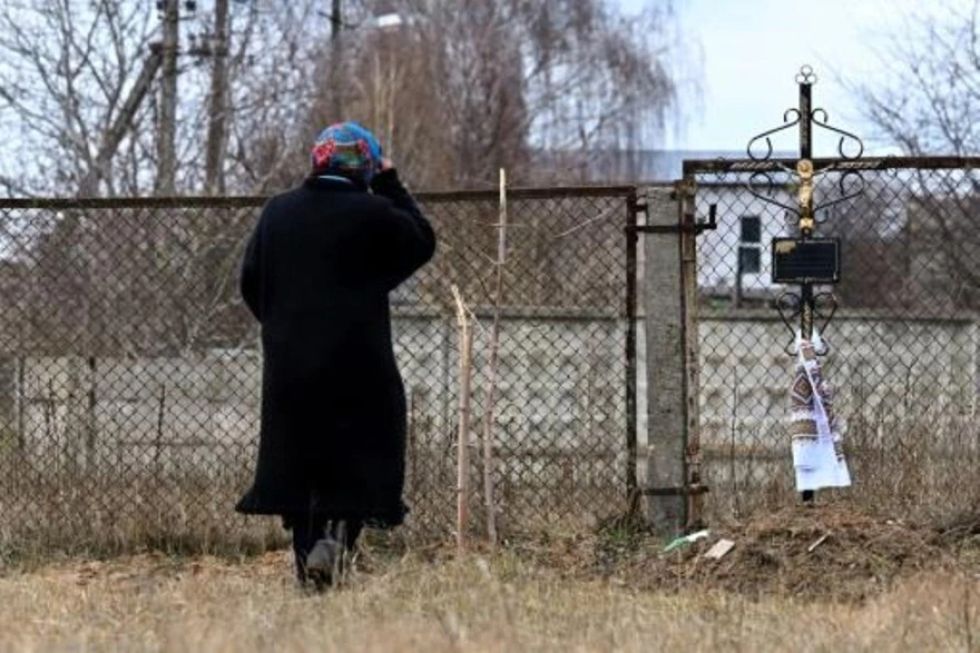 Al norte de Kiev, una ciudad en ruinas emerge tras la retirada de las tropas rusas