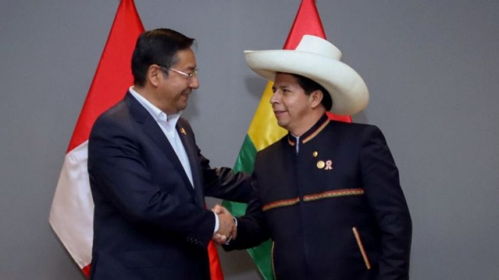 El presidente del Perú anuncia encuentro con Arce para abordar provisión de gas