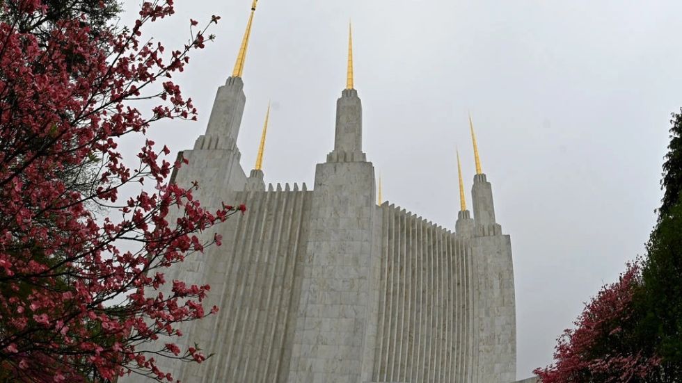 Misterioso templo mormón cerrado por casi medio siglo reabre sus puertas en EEUU