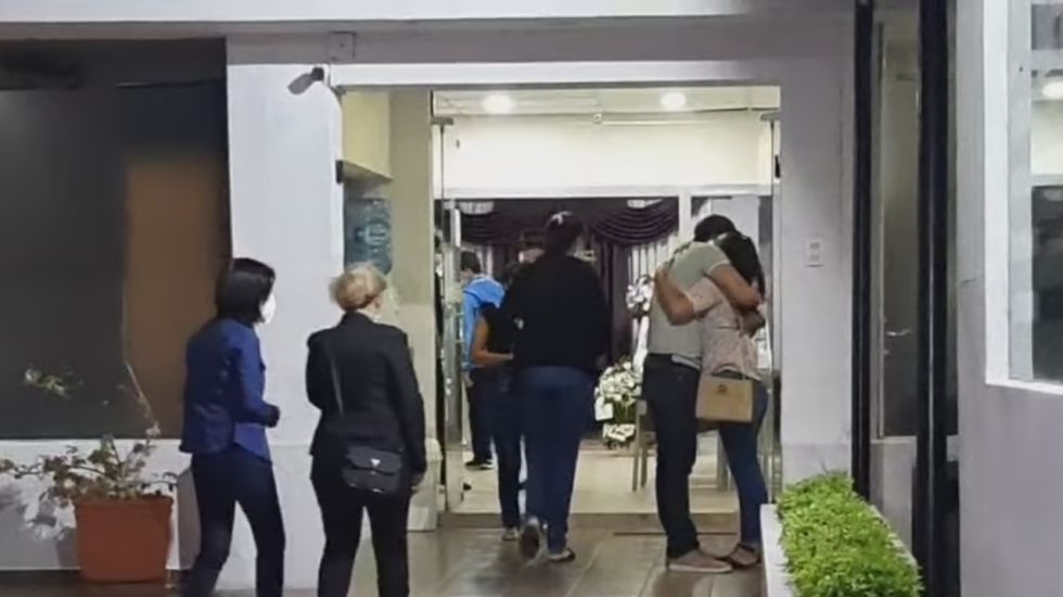 Restos de Aramayo llegan a Santa Cruz para su último adiós 