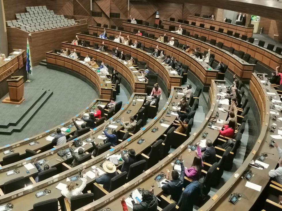 En el MAS hablan que la oposición necesita los 2/3 y que ‘no corresponde’ juicio de responsabilidades contra Añez