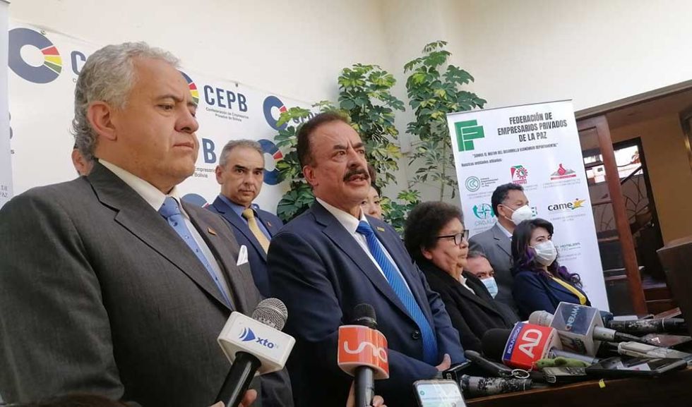 Empresarios afirman que ‘no es lo más adecuado’ hablar de incremento salarial para este año