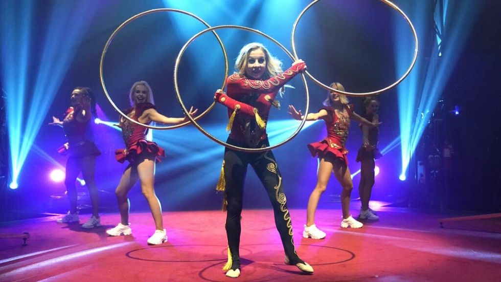 Huir de Ucrania para trabajar en un circo en EEUU