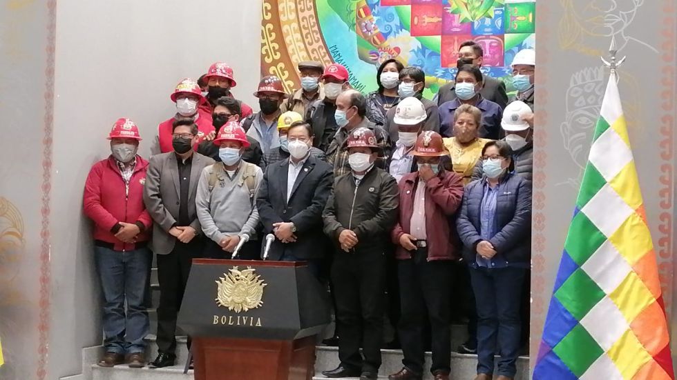 El Gobierno y la COB acuerdan incremento del 3% al haber básico y 4% al salario mínimo
