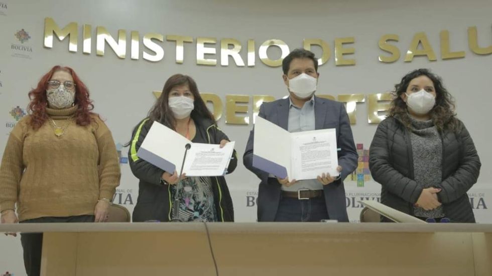Trabajadores en salud pública llegan a acuerdos con el Gobierno y levantan el paro