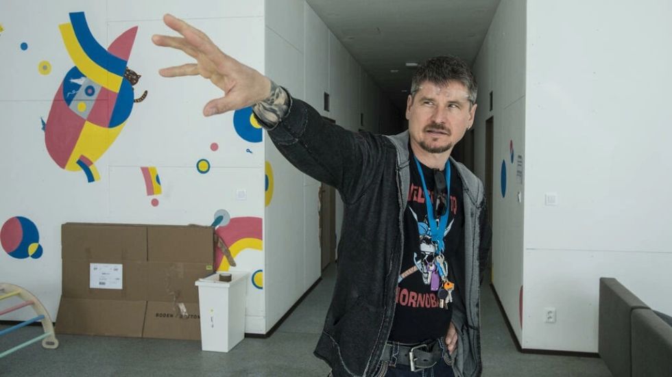 Un fotógrafo ruso acoge a refugiados ucranianos en Praga