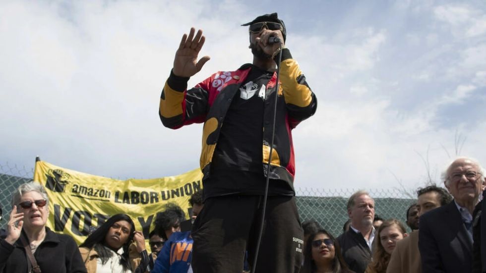 Christian Smalls, el improbable líder sindical que se enfrentó a Amazon
