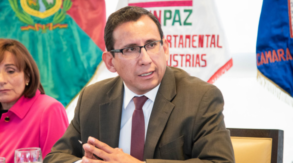 Urgen pacto obrero-patronal-Gobierno para garantizar sostenibilidad de industrias y empleos