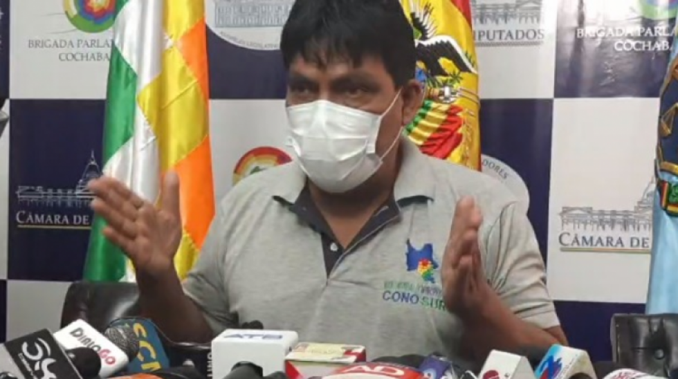 Diputado Arce plantea limitar permanencia de estudiantes en universidades a no más de 7 años