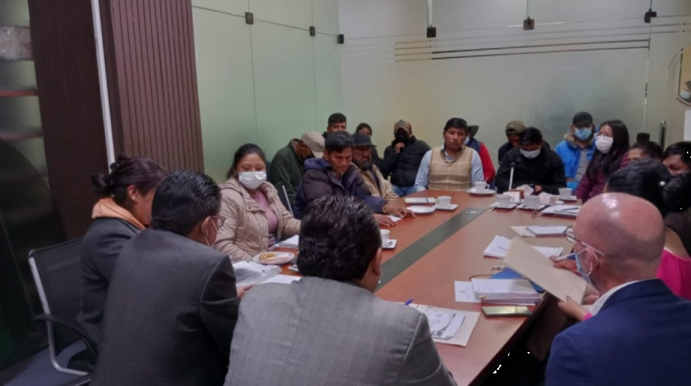 Las víctimas de Senkata y Sacaba durmieron en la calle y ministro de Justicia abre diálogo