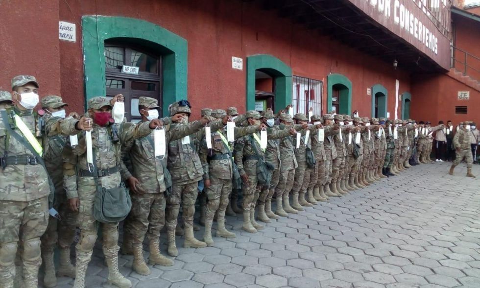 Defensoría del Pueblo socializa normativa para prevenir hechos de tortura en el Regimiento III Pérez de Infantería de Potosí