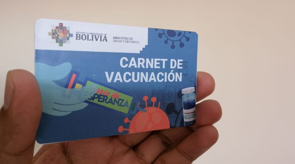 Santa Cruz decide exigir el carné de vacunación contra el COVID-19 en lugares concurridos 