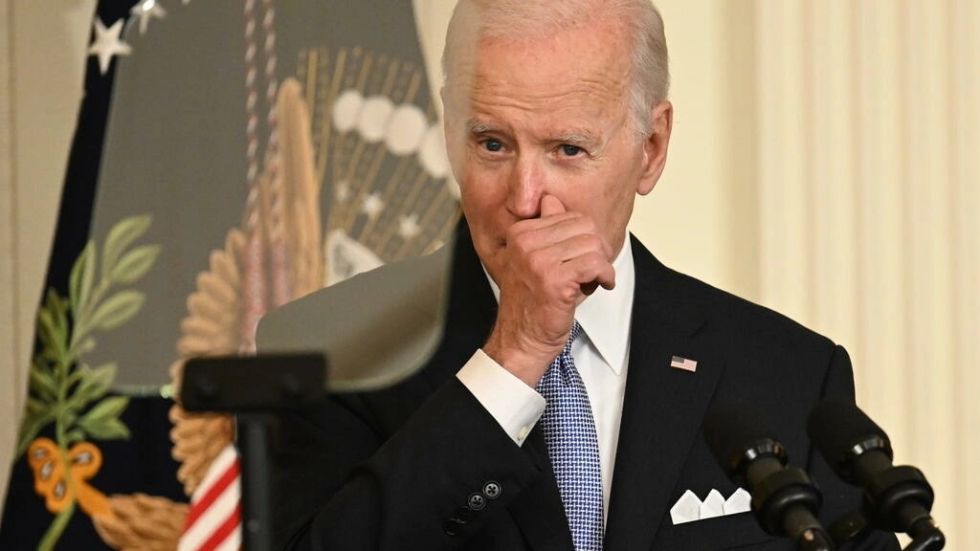 Biden asume riesgo calculado al adoptar bajo perfil sobre control de armas