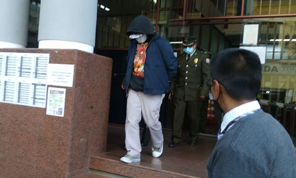 Dictan prisión preventiva en Chonchocoro para el sujeto acusado de asesinar a su madre en La Paz