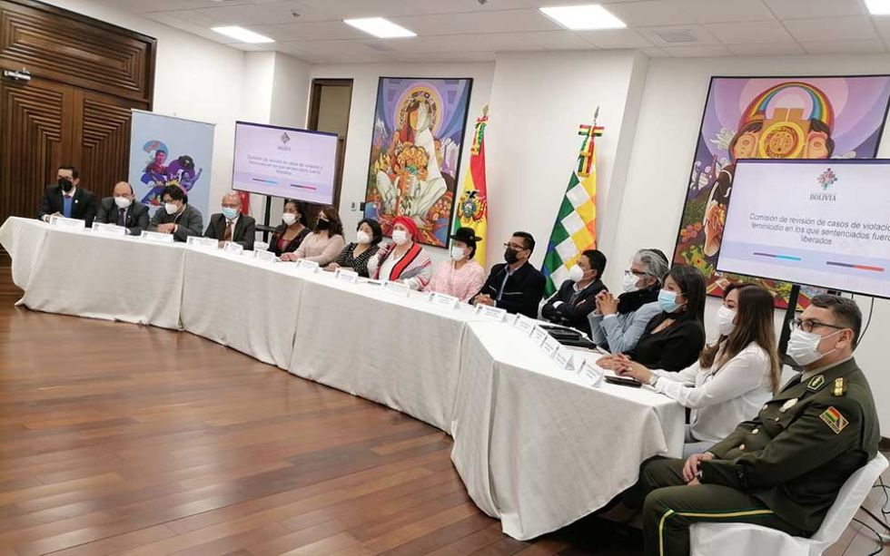 Informan que comisión viabilizó la recaptura de 21 feminicidas liberados y 15 jueces son procesados en el país