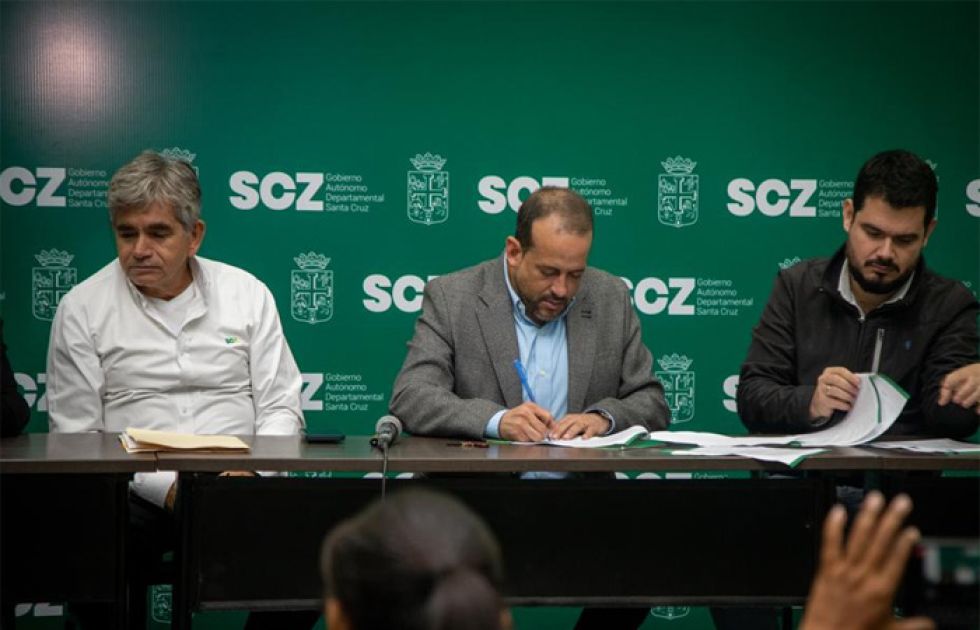 Cuatro Cañadas obtiene atención con cinco días de bloqueo