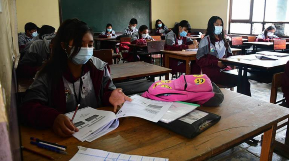 Ministerio de Educación descarta cerrar colegios ante una posible quinta ola de Covid- 19