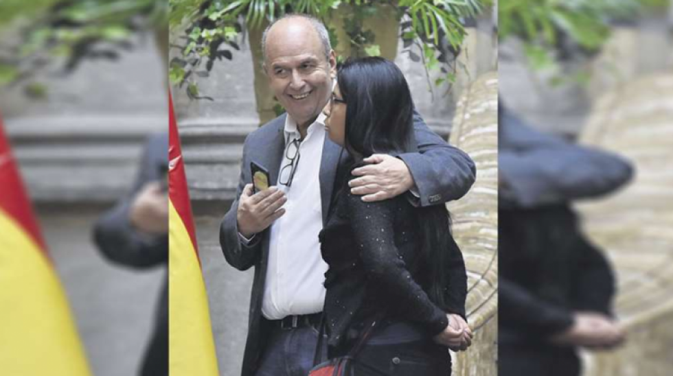 Grupo afín al MAS pide cárcel para Eva Copa por "abrazarse" con Murillo y Añez