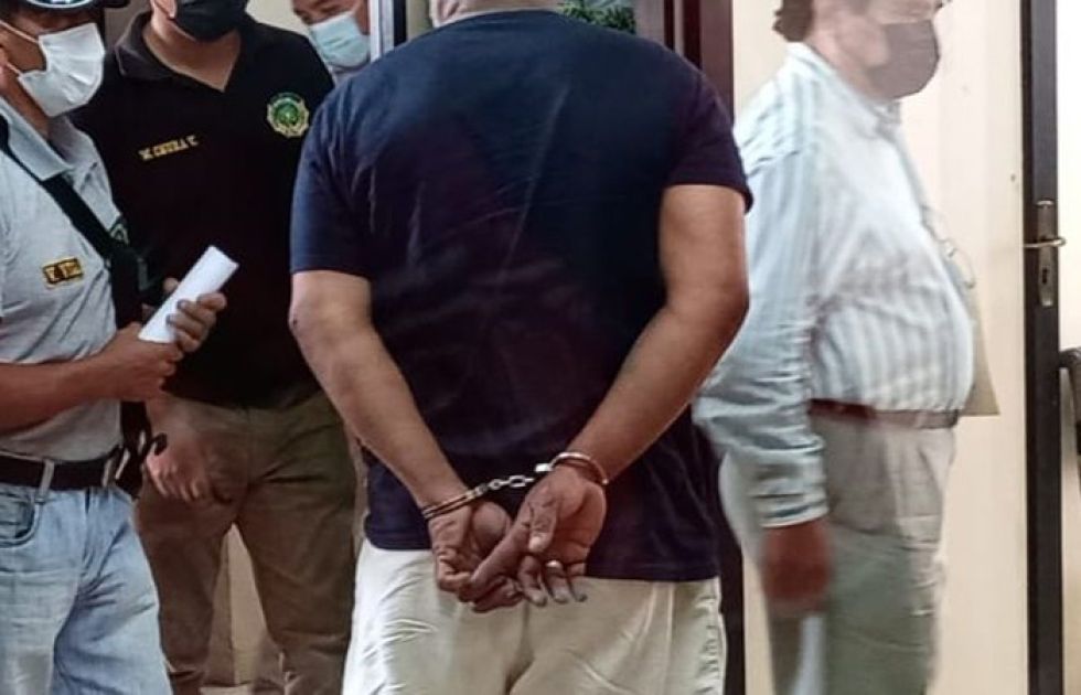 Padre que violó a su hija recibe pena de 30 años de cárcel en Santa Cruz