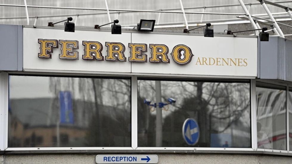 Bélgica permite la reapertura de fábrica de Kinder afectada por salmonela