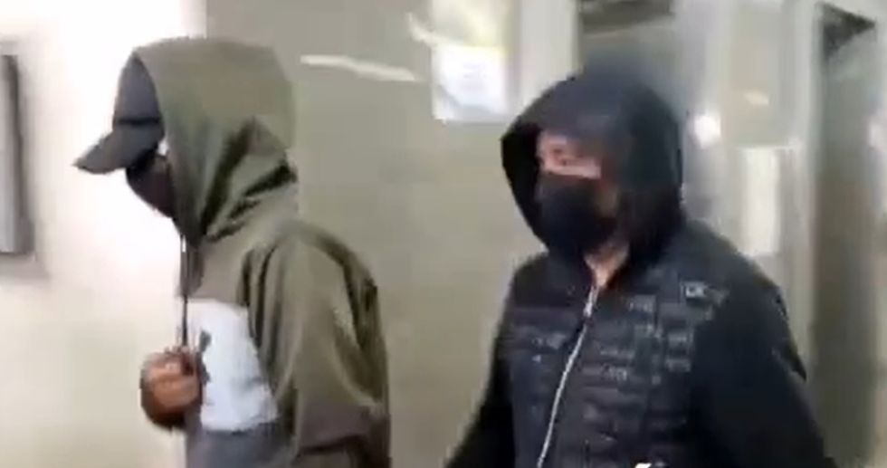 Juez dispone detención preventiva para dos policías implicados en cobro irregular al colombiano Tibaduiza