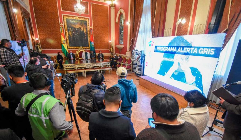 La Paz: Instalarán pantallas gigantes en 6 puntos de la ciudad para buscar a personas desaparecidas