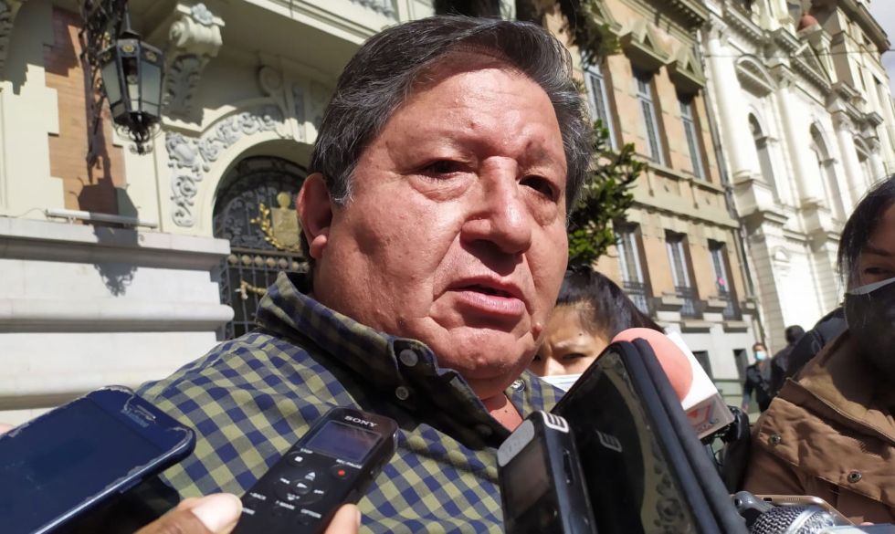 Conade pide que funcionarios responsables del caso BBVA paguen de sus bolsillos