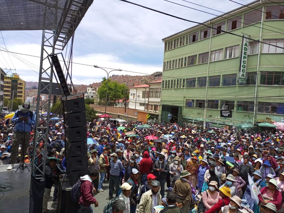 Adepcoca convoca para el lunes a una ‘movilización y cierre’ del mercado paralelo