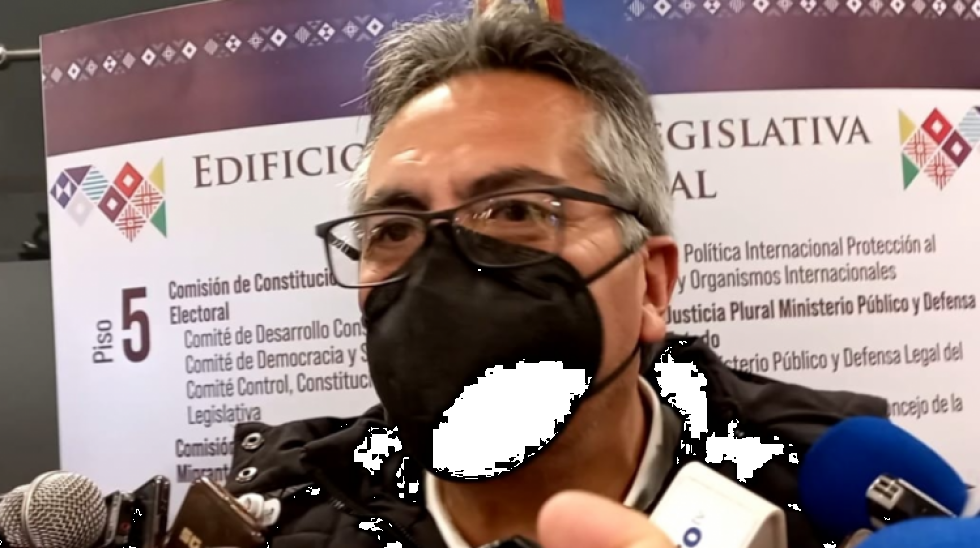 En el MAS exigen a Torrico pedir disculpas a Eva Copa y opositores lo llaman "machista"