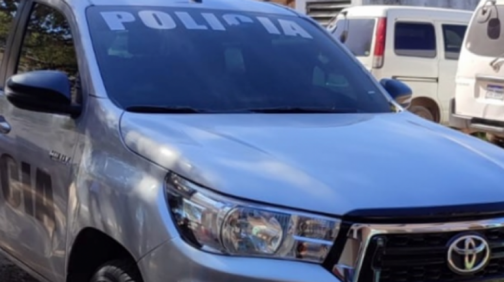 ¿Cuál es la razón para que la Policía en Bolivia use una camioneta denunciada como robada?