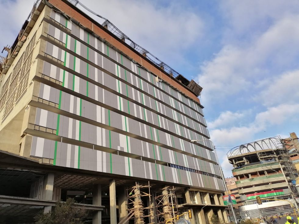 El Gobierno asegura que predios del Mall Gran Vía son del Estado y perfila construir un parque