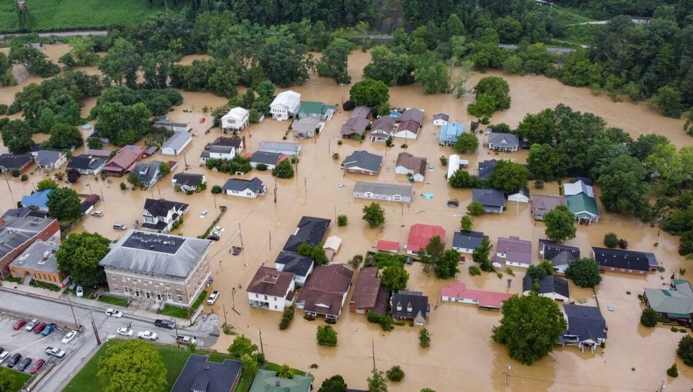 Al menos 15 muertos en las ‘peores’ inundaciones en un estado de EEUU