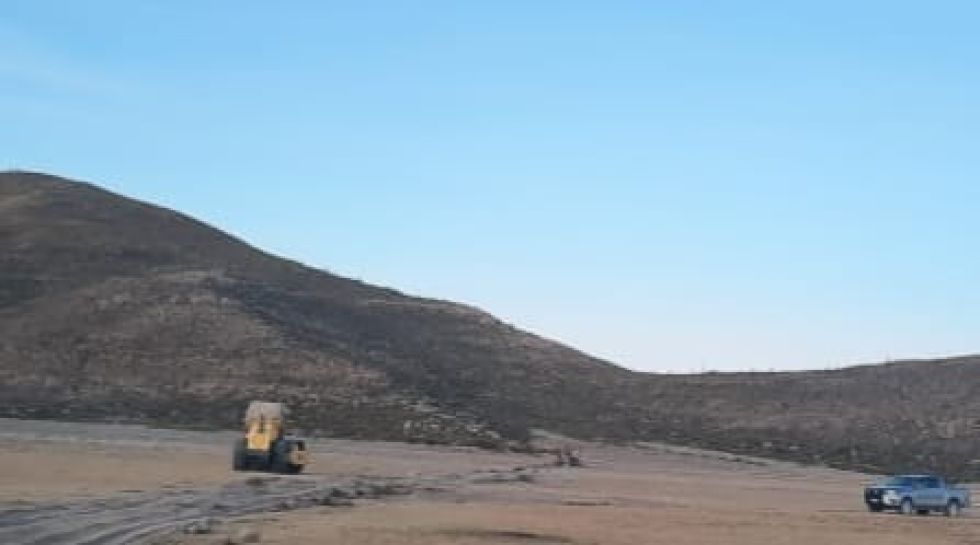 Denuncian trabajos con  maquinaria pesada en  reserva fiscal del salar